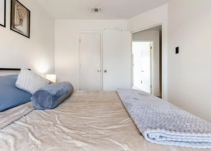 Apartment Stylish And Cozy Townhouse *