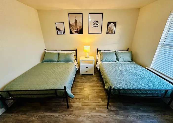 Stylish And Cozy Townhouse Apartment Killeen
